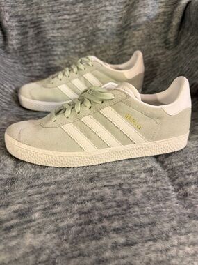 Adidas Gazelle Suede Sneakers - Sage Green/White